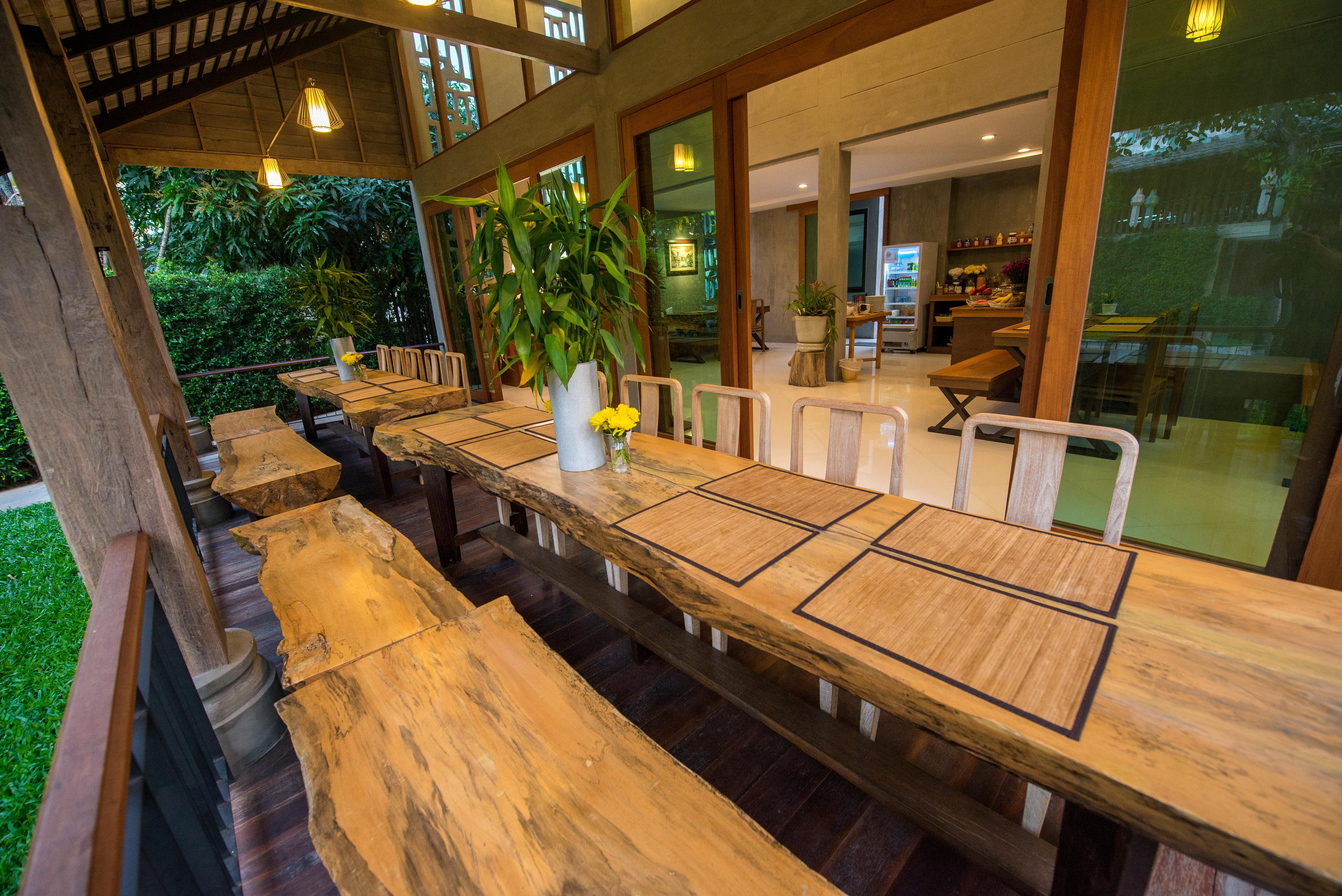 Chu Hotel